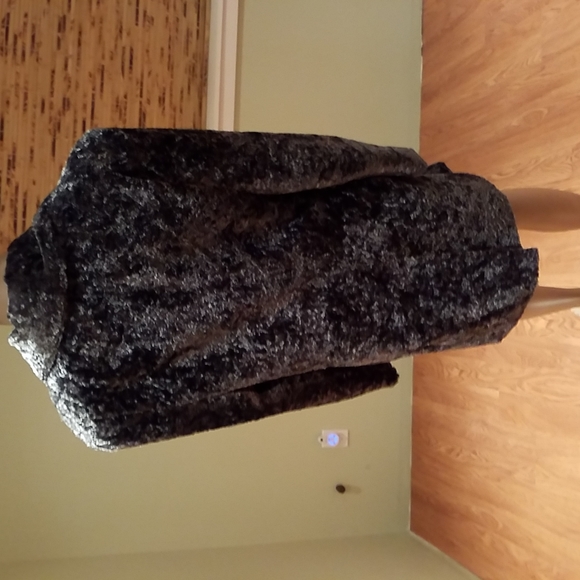 M.E. Faux Fur Curly Persian Lamb Coat In Gray Size 10 - Picture 4 of 6